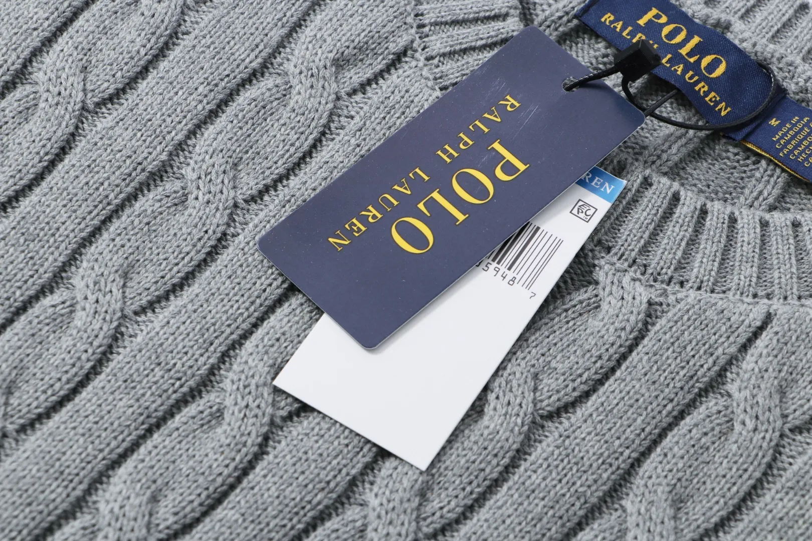 ：M 8802# ！👕 Size S M L XL 🎨 ， ， Classic 、 、 ， 、 、 ， ！ ， Quality ， ， ， 。😌 👔 ， 。 Classic ， ； ， ， hold 。💪 👫 。 ， ； ， 。 ， ， 。👗 💯Quality ， Quality 。 ， ，Quality ， 。👌